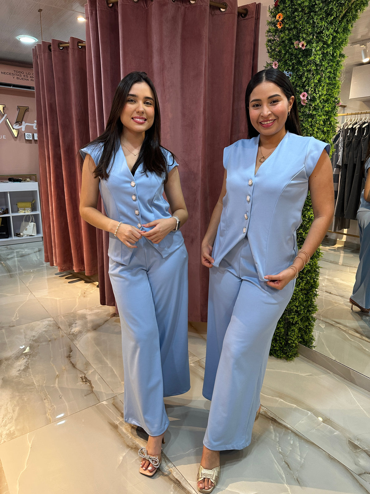 REINA CARLOTA SET